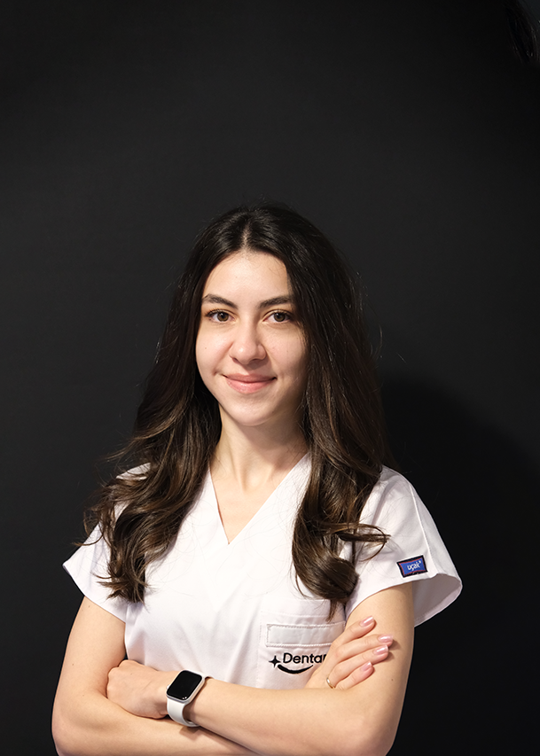 Dt. Göksü Yıldız, DDS